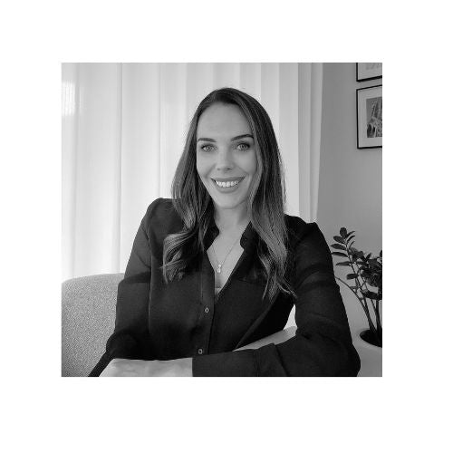 Tailored Cosmetic Tattooing & PMU Removal by Courtney